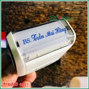 Dấu tên bác sĩ